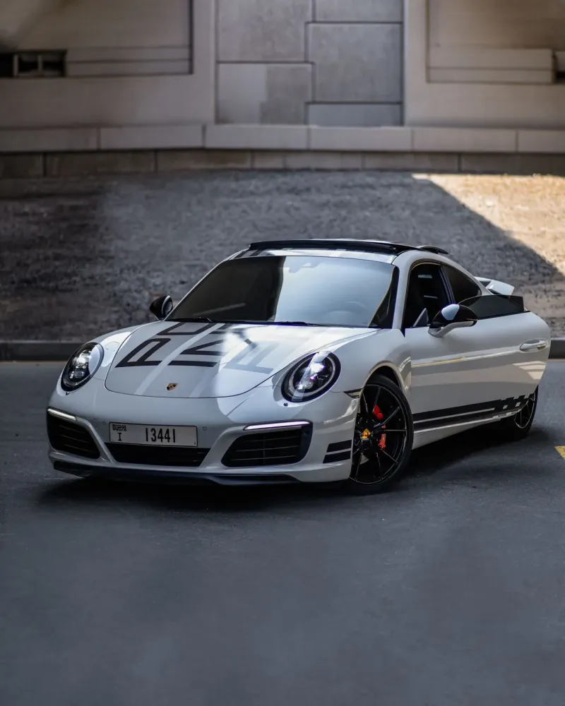 Porsche 911 Carrera