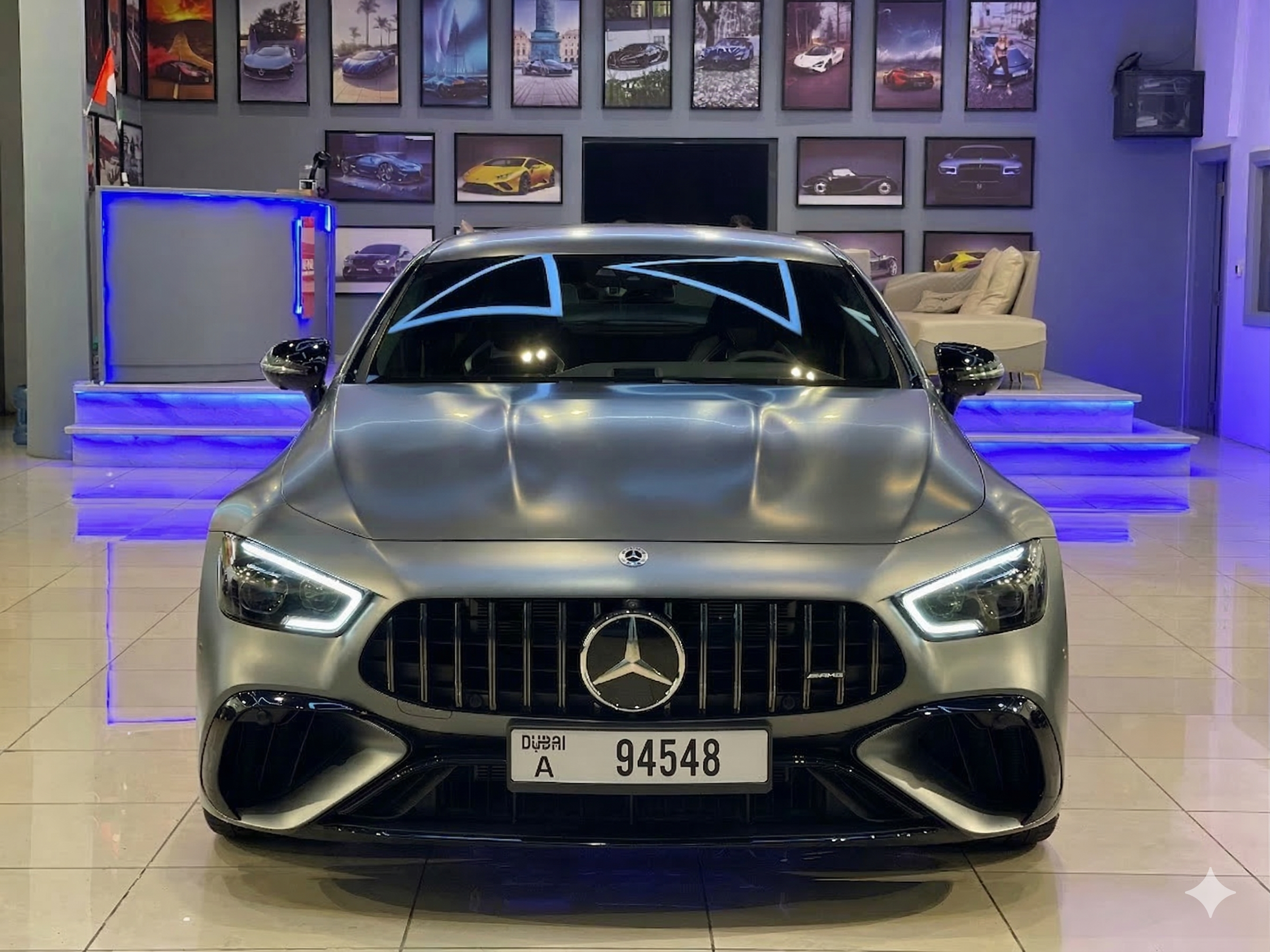 مرسيدس GT 63 رمادي